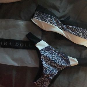 Strapless bikini top and bottom